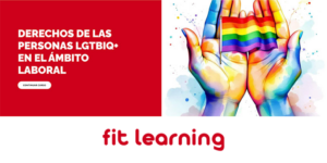 Manos pintadas con los colores del arcoíris sosteniendo una bandera LGTBIQ+.